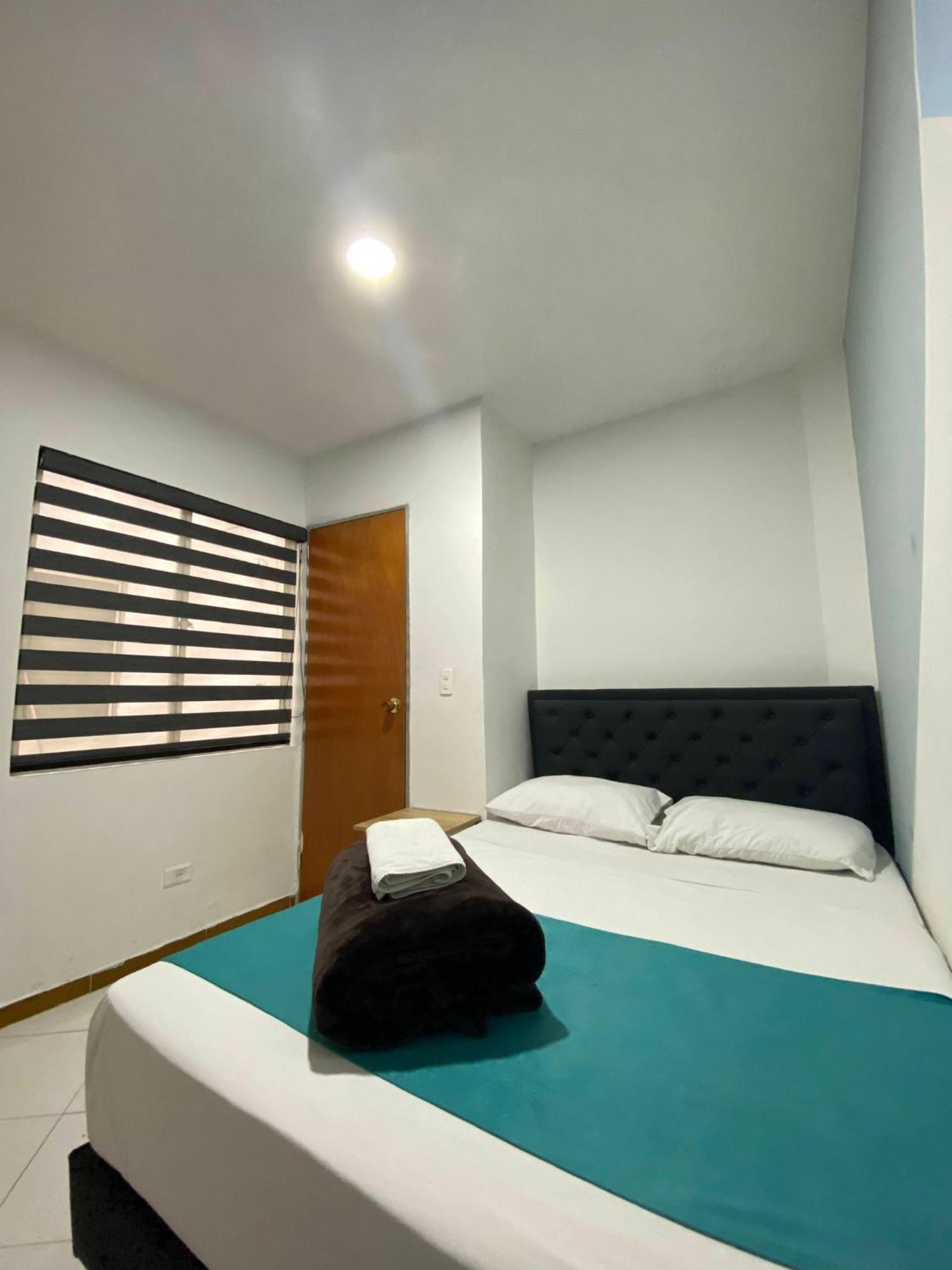 Hotel Picasso 70 Medellín Exteriör bild